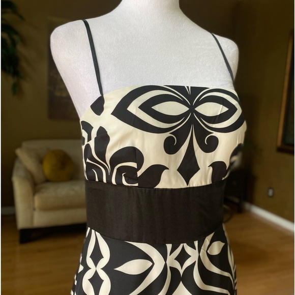 White House Black Market Evening Gown - Picture 6 of 11